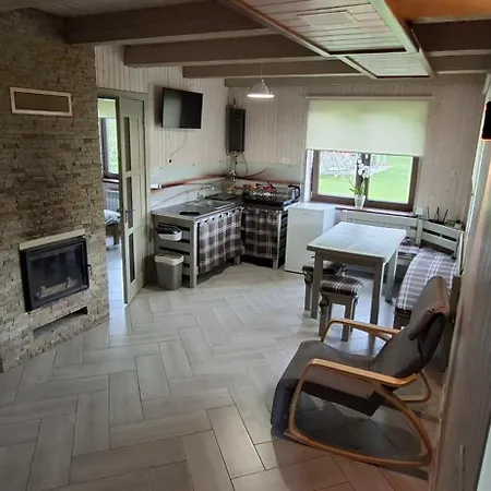 Lucy Otel Yaremche