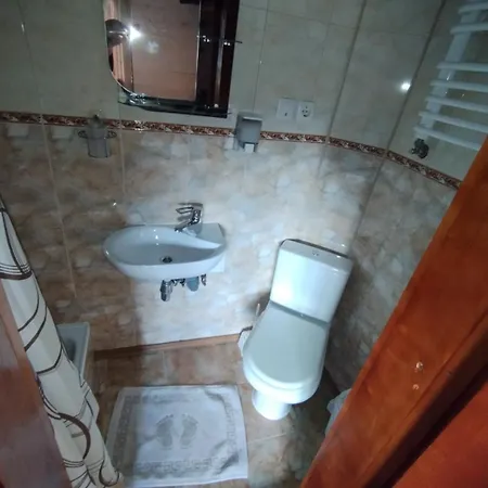 Lucy Hotel Yaremche