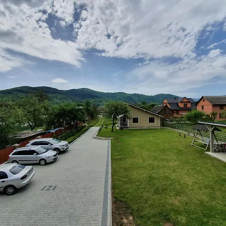 Lucy Hotel *